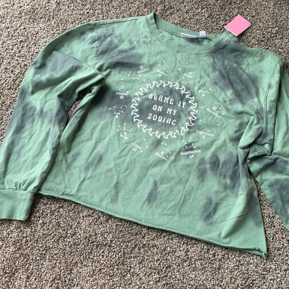 New mighty fine long sleeve crop tee